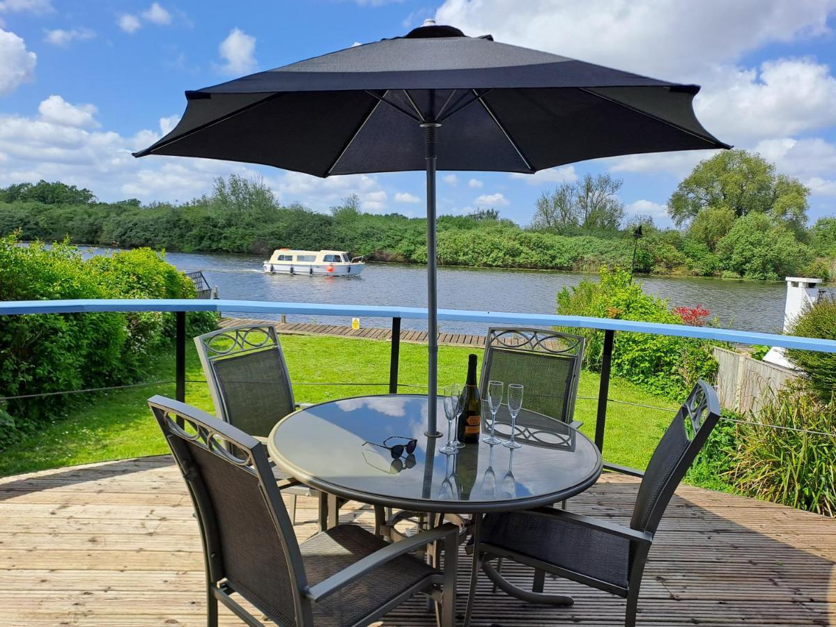 River View - Norfolk Broads Brundall ภายนอก รูปภาพ