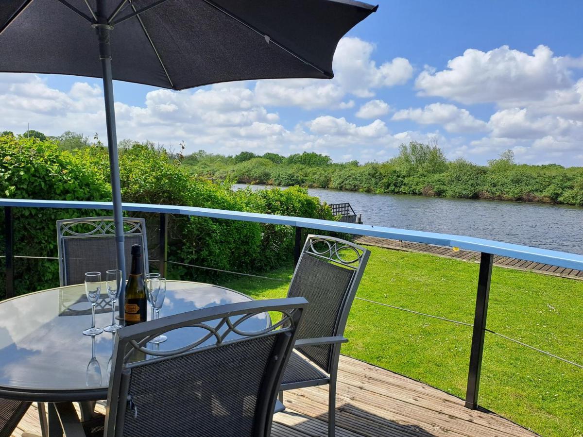 River View - Norfolk Broads Brundall ภายนอก รูปภาพ