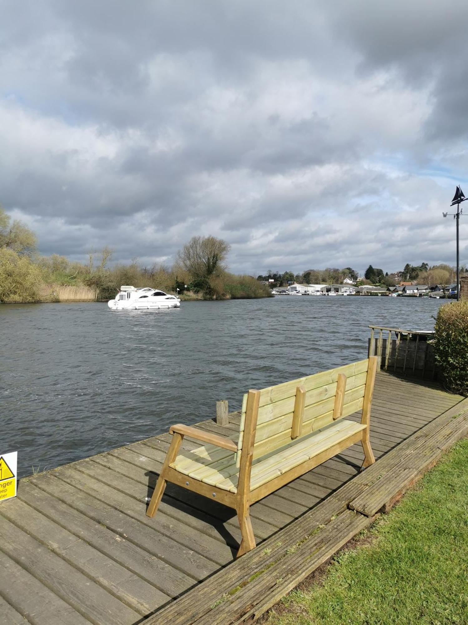 River View - Norfolk Broads Brundall ภายนอก รูปภาพ